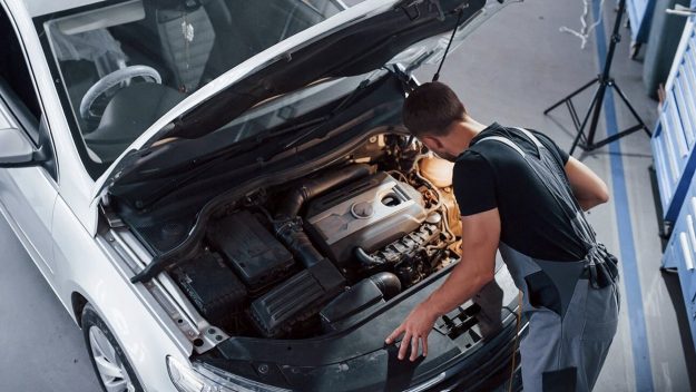 کلنیک تخصصی خودرو پایتخت