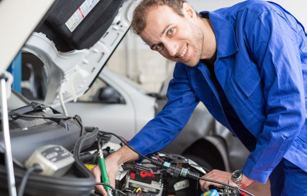 سرویس دوره ای خودرو کجا انجام شود؟